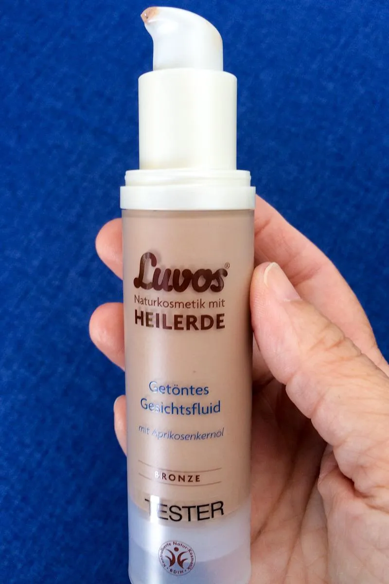 Luvos Heilerde getöntes Gesichtsfluid bronze 50 ml Glow